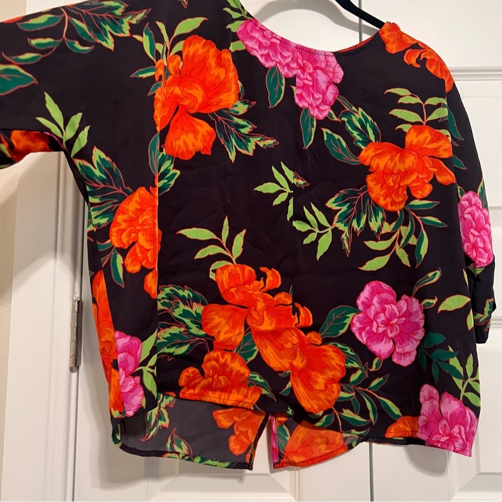 Express Black Blouse with Orange and Pink Floral Design - Picture 2 of 6